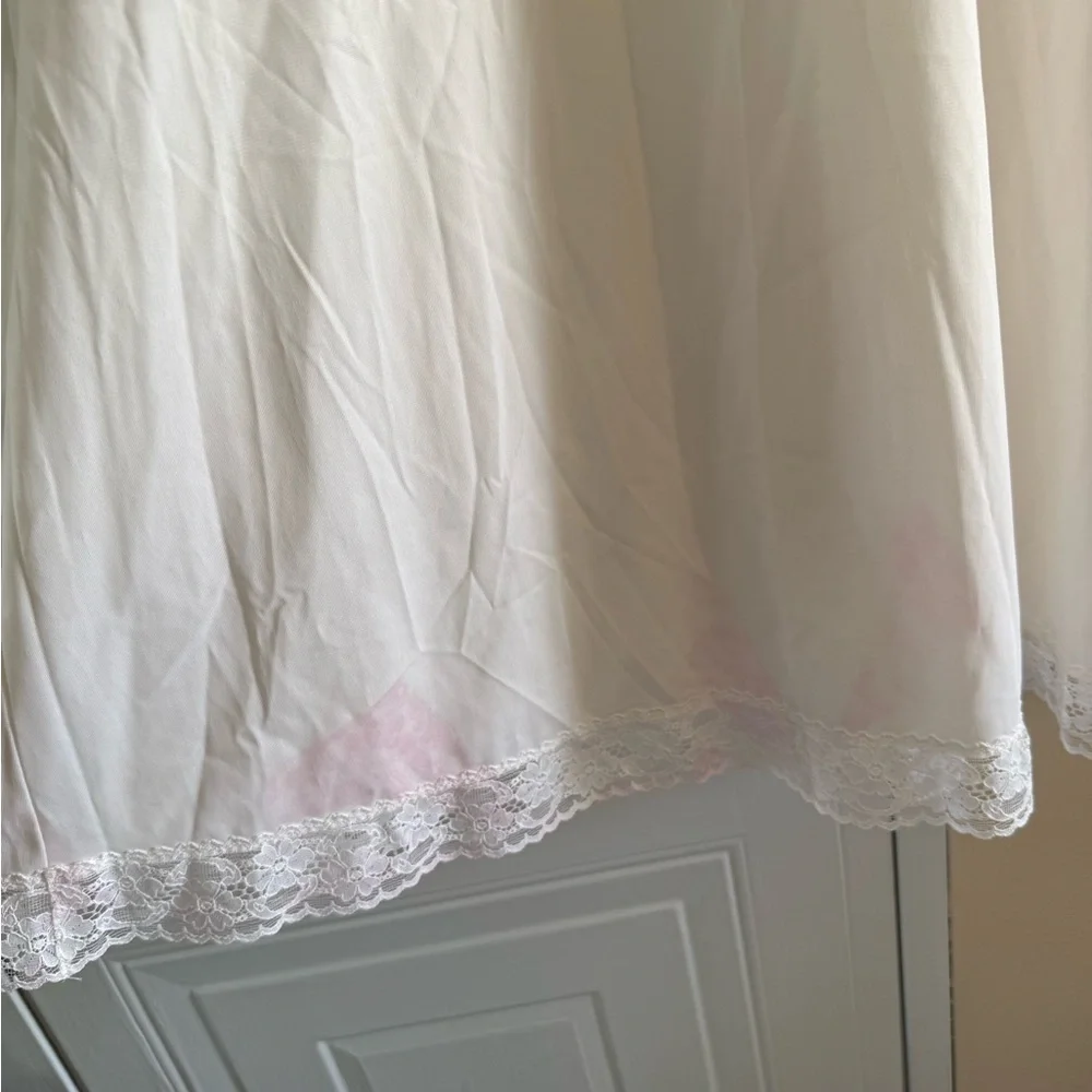 Vintage Vanity Fair White Lace Slip Size 34 L NEW with tag‎